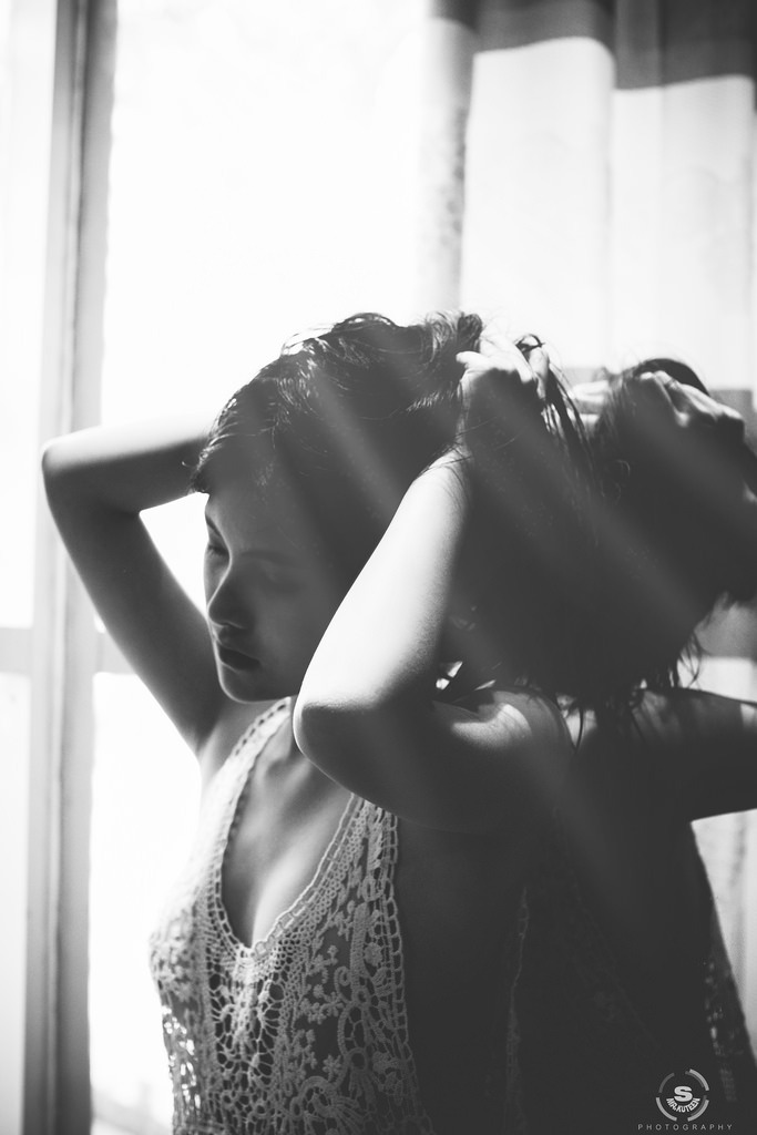 年轻漂亮的女教师